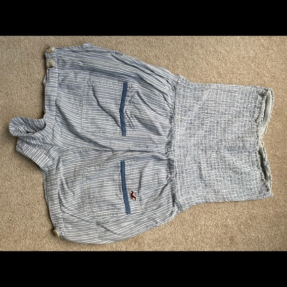 Hollister Off-the-shoulder Romper - Picture 2 of 4